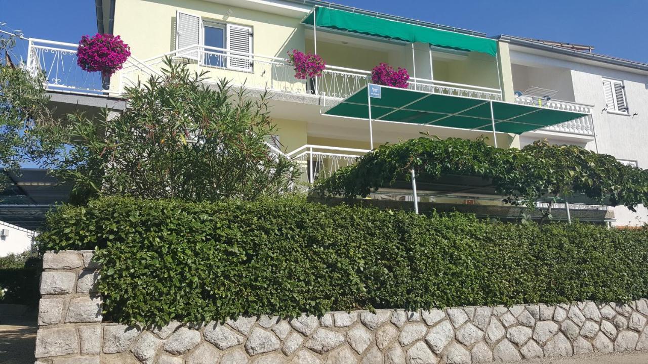 Apartments Dario Krk Town Εξωτερικό φωτογραφία