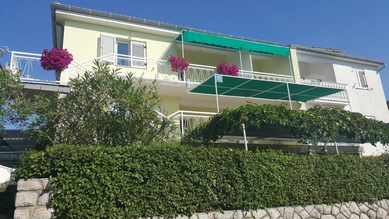 Apartments Dario Krk Town Εξωτερικό φωτογραφία
